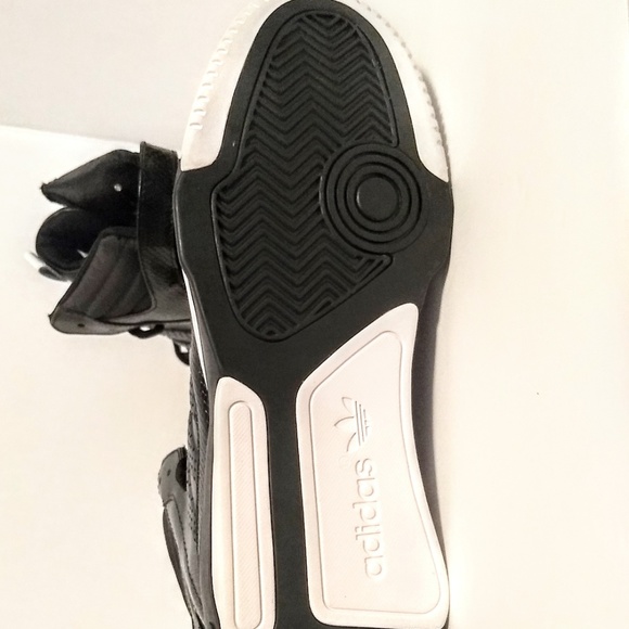 NWT Adidas "ORIGINALS " shoes Basketball athletic RETRO RARE Men 8 black white - Picture 3 of 4